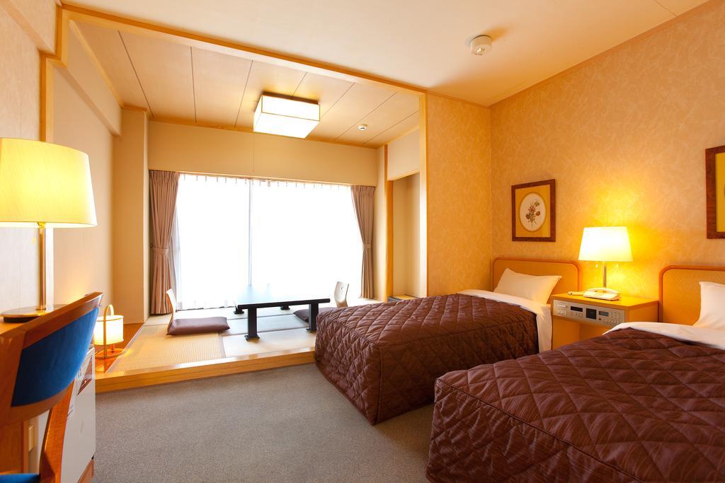 Tabiyado Yobuko Hotel Карацу Екстериор снимка
